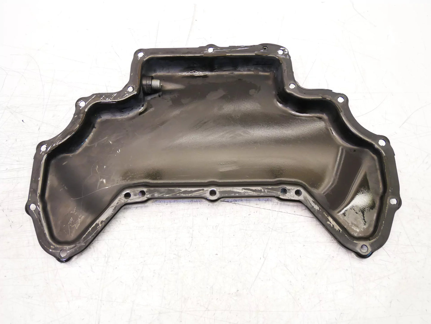 La Parte Inferior Del Cárter De Aceite Mercedes-Benz 3,5 gasolina M 272.980 A2720100128