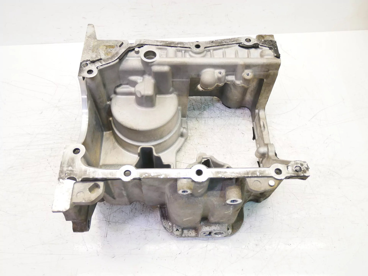 La Parte Superior Del Cárter De Aceite Renault 0,9 TCE 90 H4BT408 H4B 110179688R