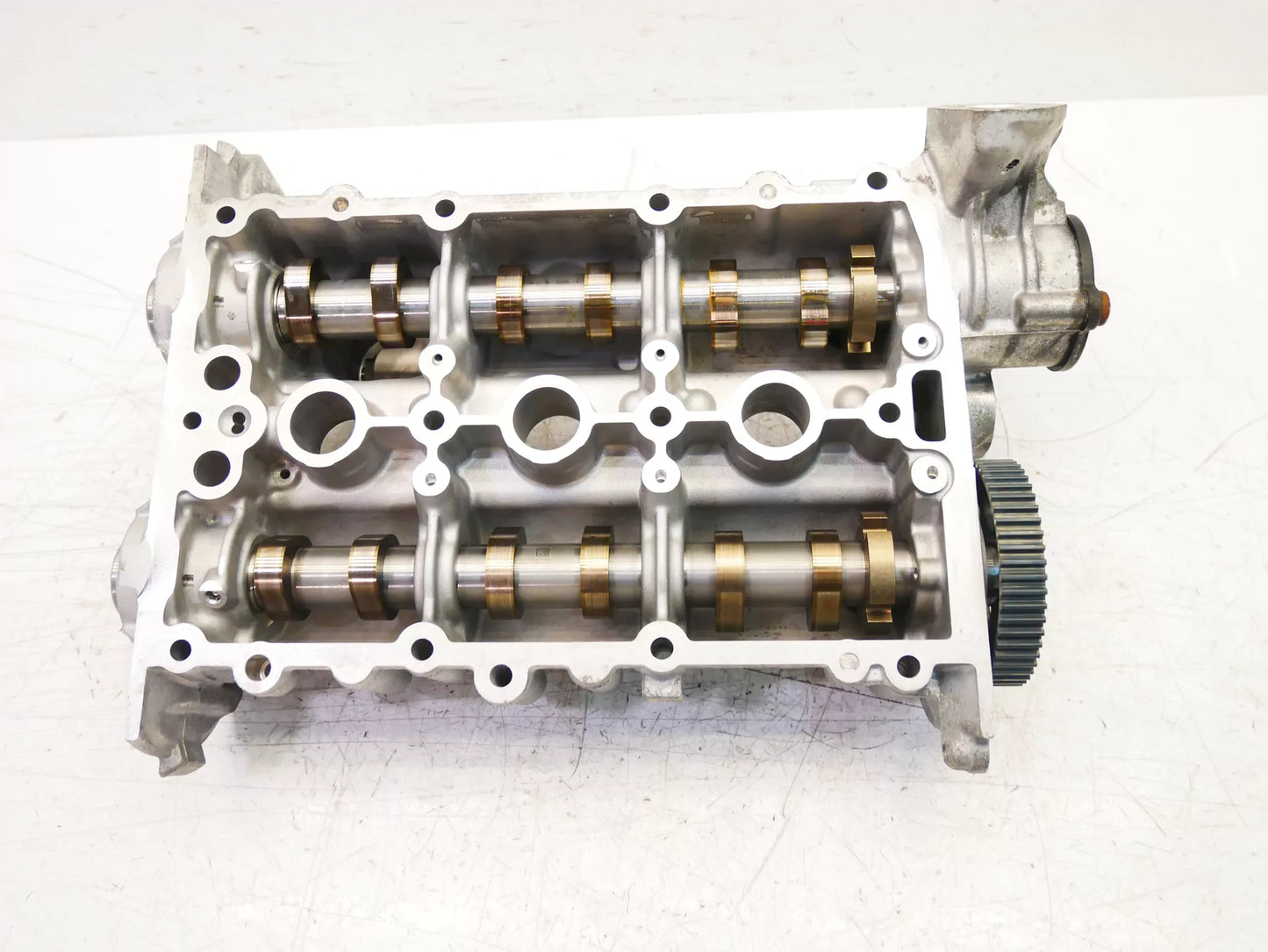 Tapa de válvulas con árboles de levas Volkswagen Audi Seat Polo A1 1.0 TSI DKLA 04C103479H