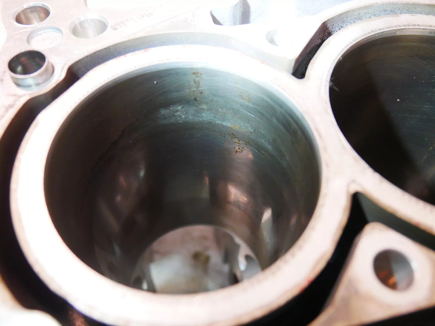 Bloque de motor Defect Volkswagen Audi Seat 1,0 TSI DKLA 04C103023K