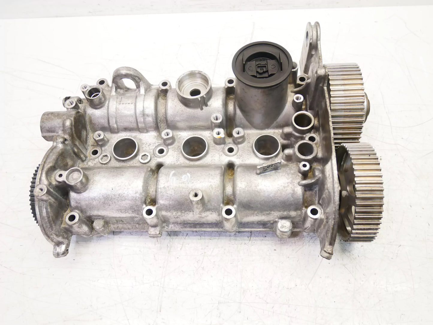 Tapa de válvulas con árboles de levas Seat Volkswagen Polo 1.0 CHYA CHY 04C103479A
