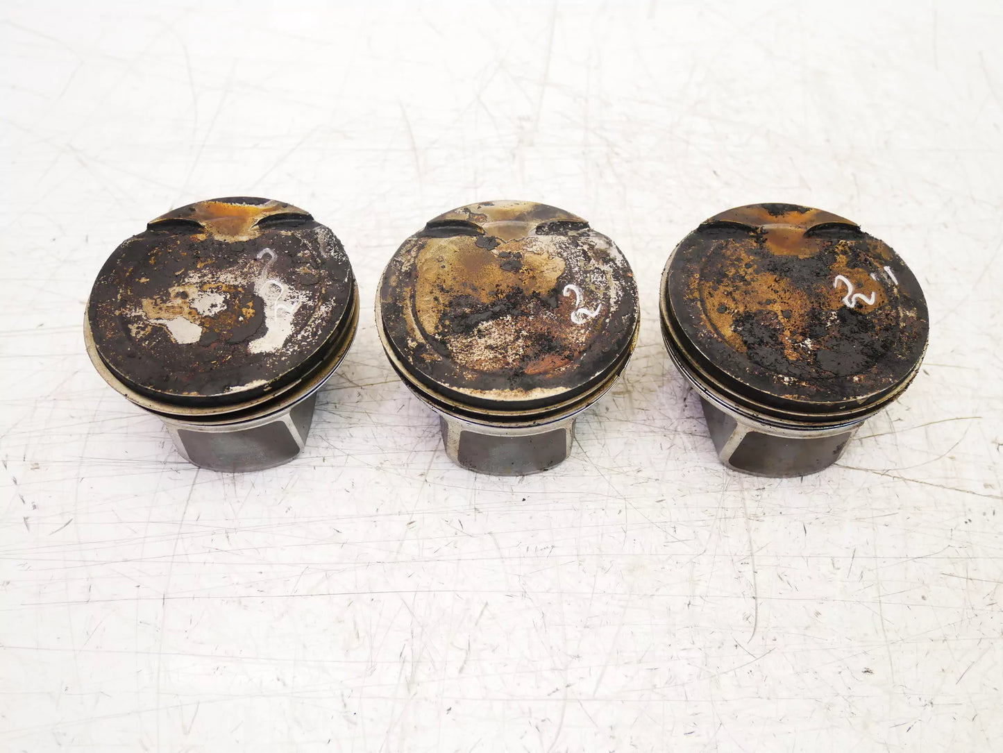pistones Skoda Seat Volkswagen Mii Citigo Polo 1.0 gasolina CHYA CHY 04C107065T 3 unidades