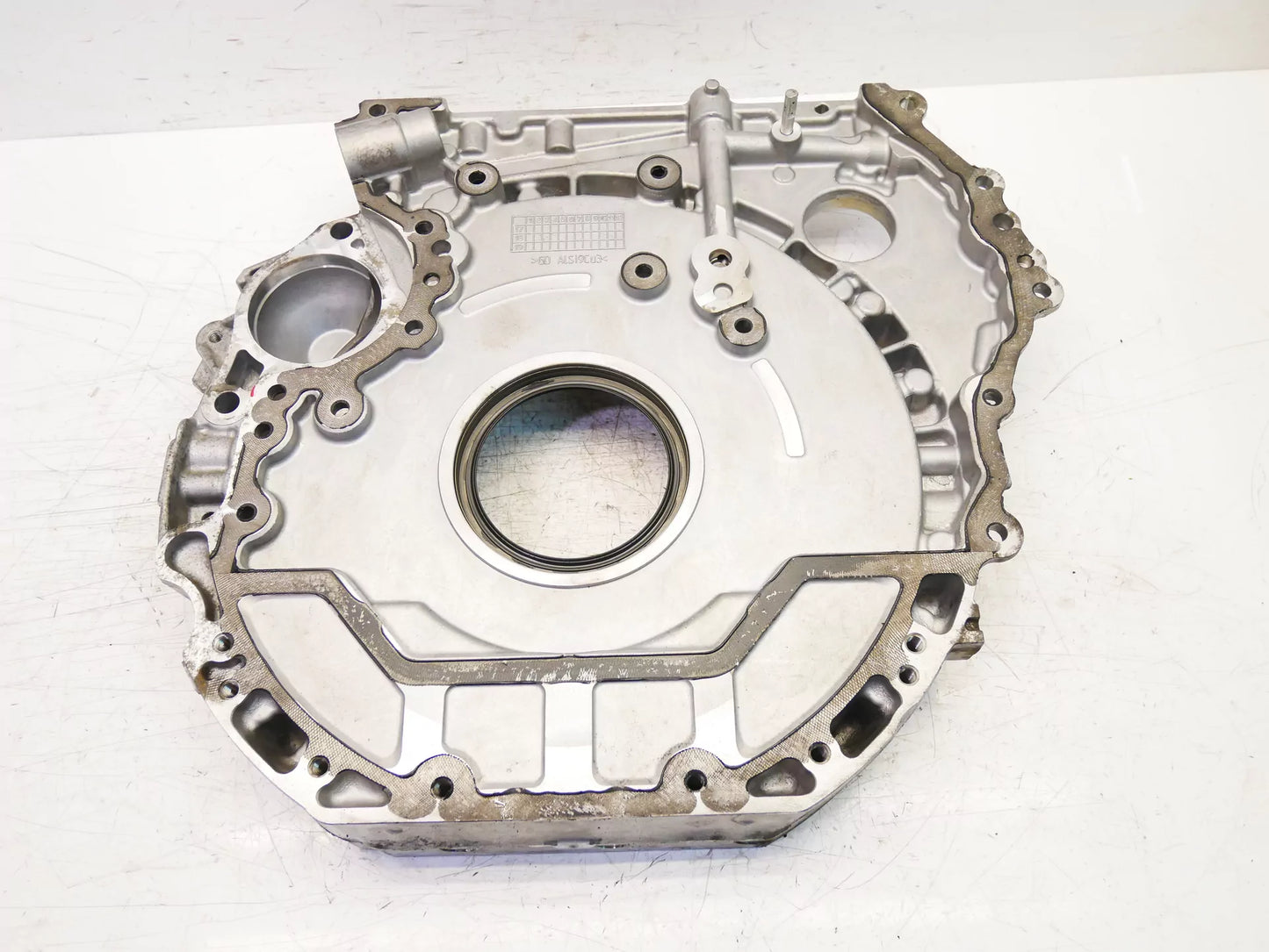 Tapa frontal Mercedes-Benz 2,0 Diesel OM654.920 A6540106102