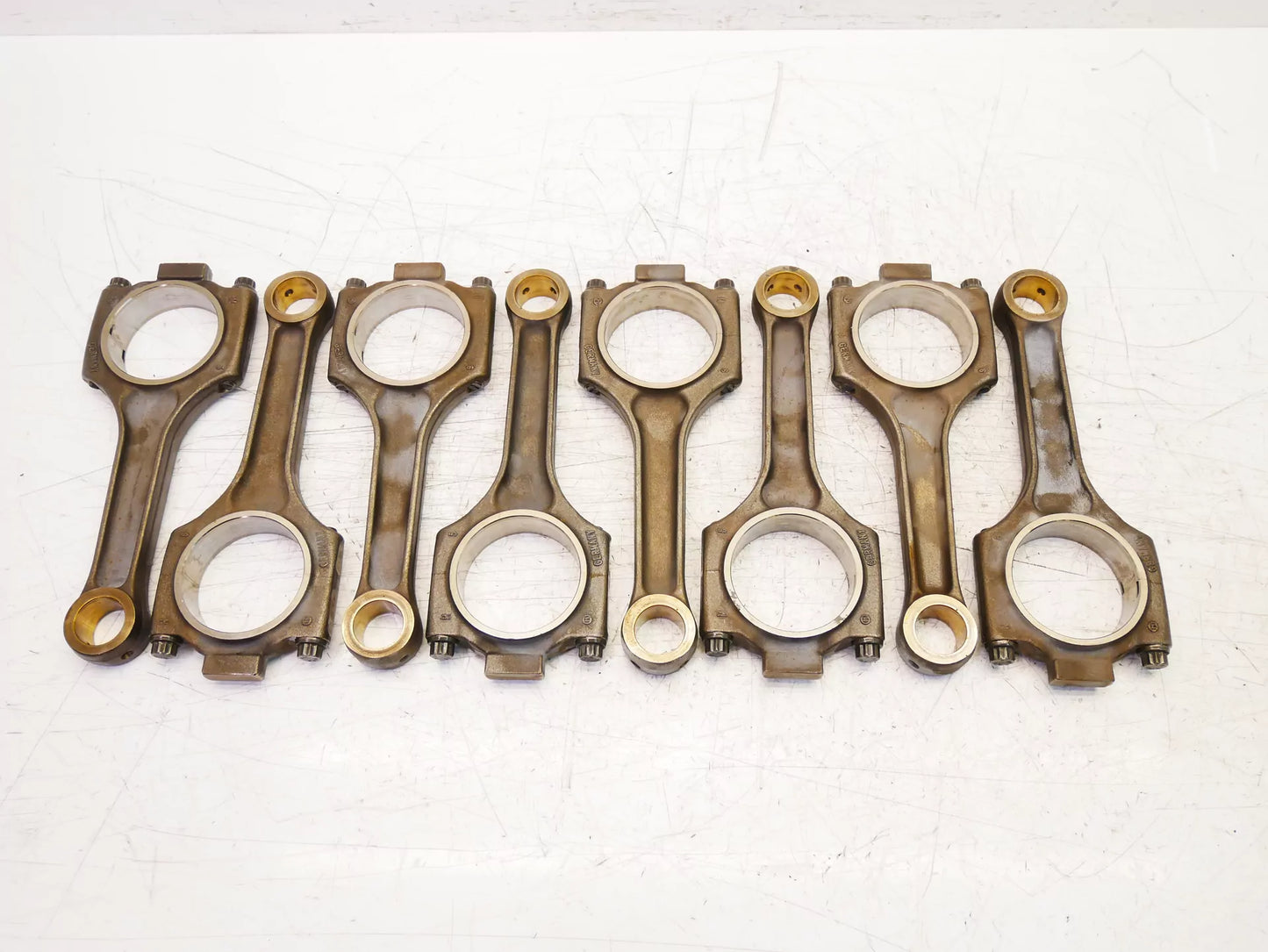 Biela Porsche Cayenne 9PA 4,8 S M48.01 M48 48.01 9481031105R 8 unidades
