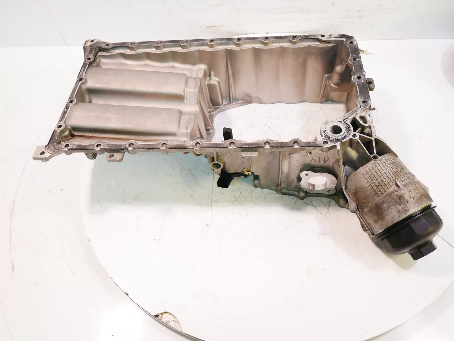 La Parte Superior Del Cárter De Aceite Porsche 4,8 S M48.01 M48 48.01 9481071711R