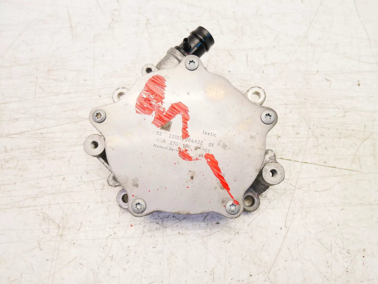 Bomba de vacío Mercedes-Benz 2,0 Plug in Hybrid M274.920 274.920 A2701800901