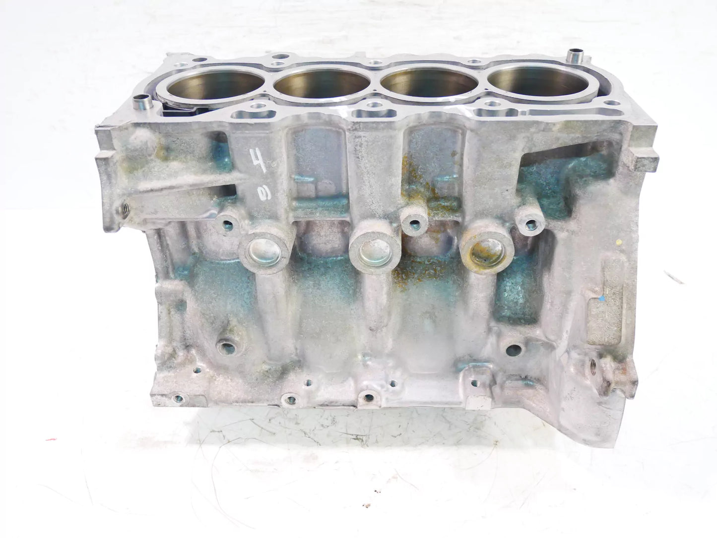 Defecto del bloque motor Toyota Yaris P13 1.5 gasolina 2NR-FKE 2NR -