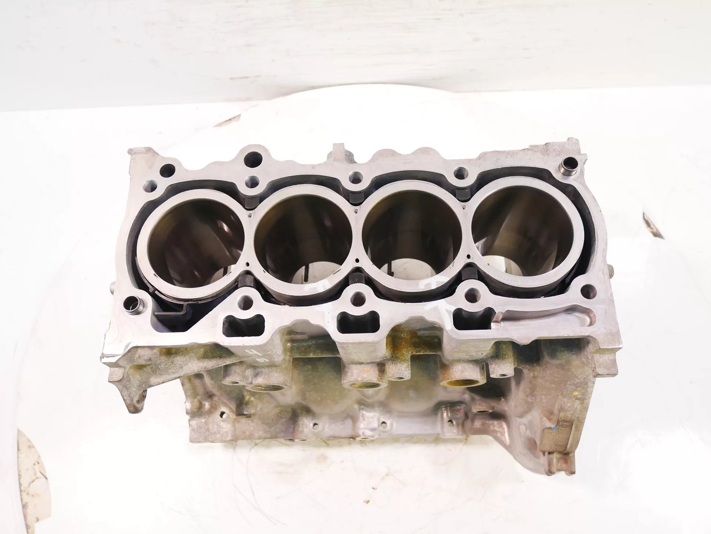 Defecto del bloque motor Toyota Yaris P13 1.5 gasolina 2NR-FKE 2NR -