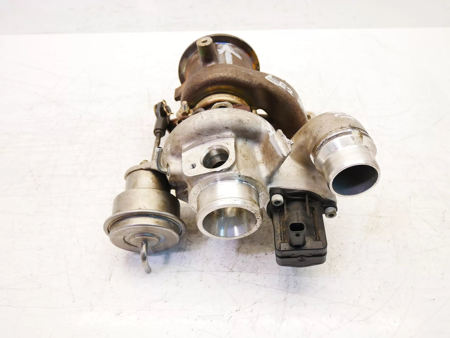 Defecto de turbocompresor no gira Opel Astra K 1.4 Turbo LE2 D14XFT 12679375