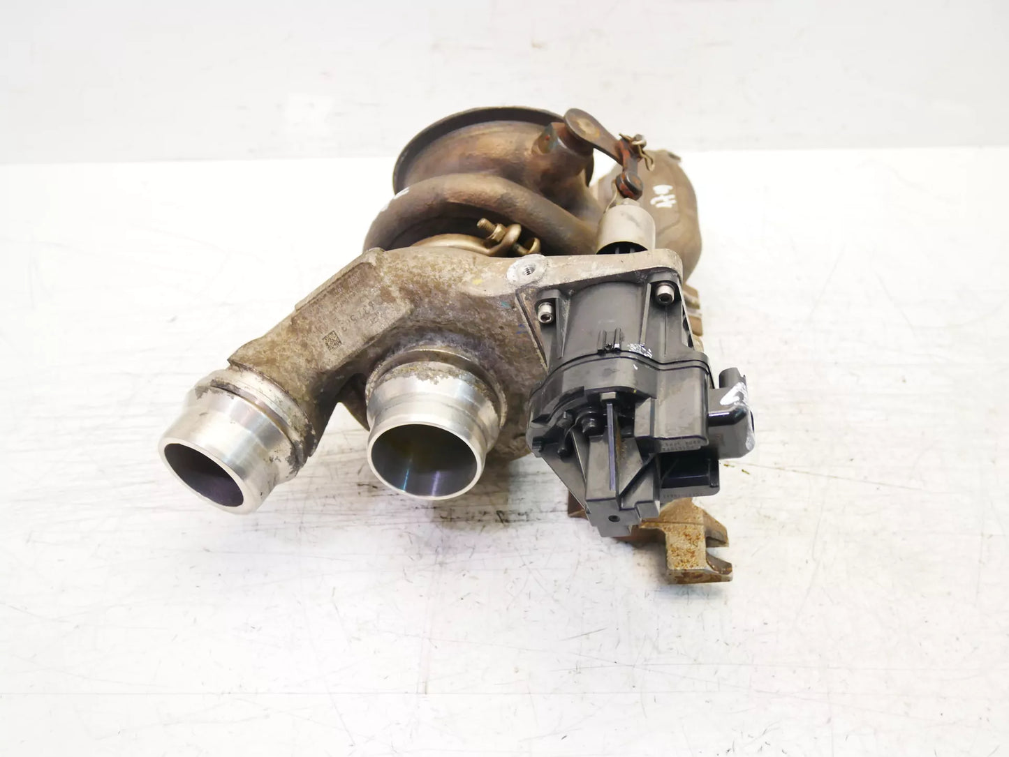 Turbocompresor BMW Serie 3 F30 F31 F80 330 e 2.0 gasolina híbrido B48B20A B48 7637563