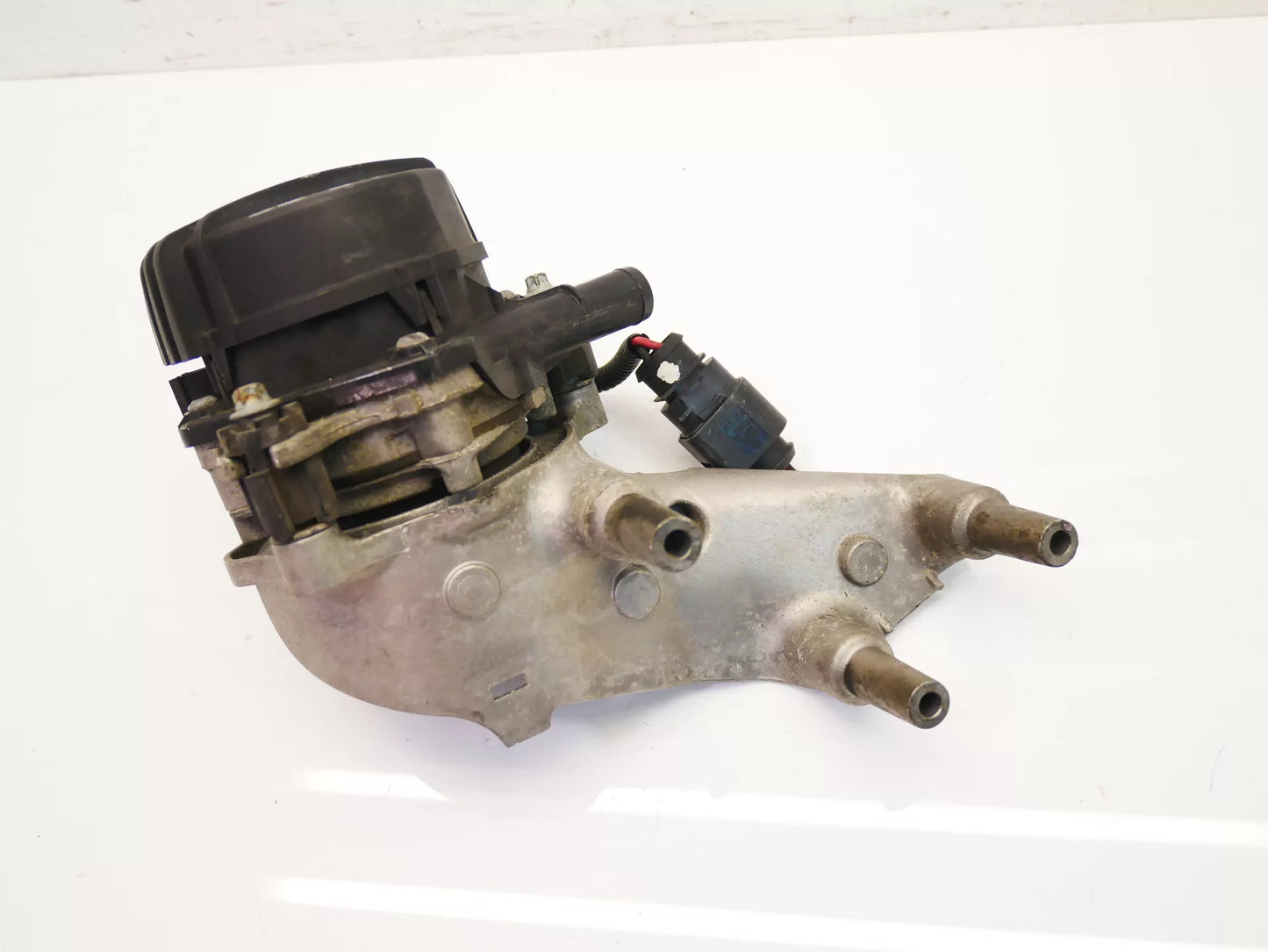 Bomba de aire secundario Porsche 4,5 V8 S 48.00 M48.00 M48 7L5959253B rechts