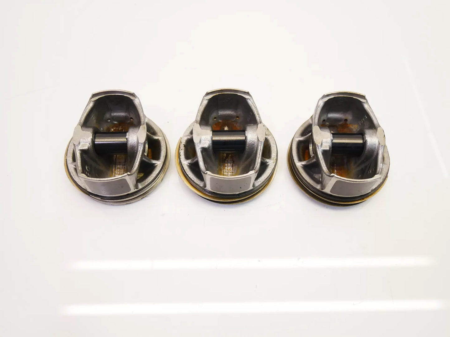 pistones Volkswagen Seat Polo VI Ibiza V 1.0 gasolina DFNB 04CAR 3 unidades