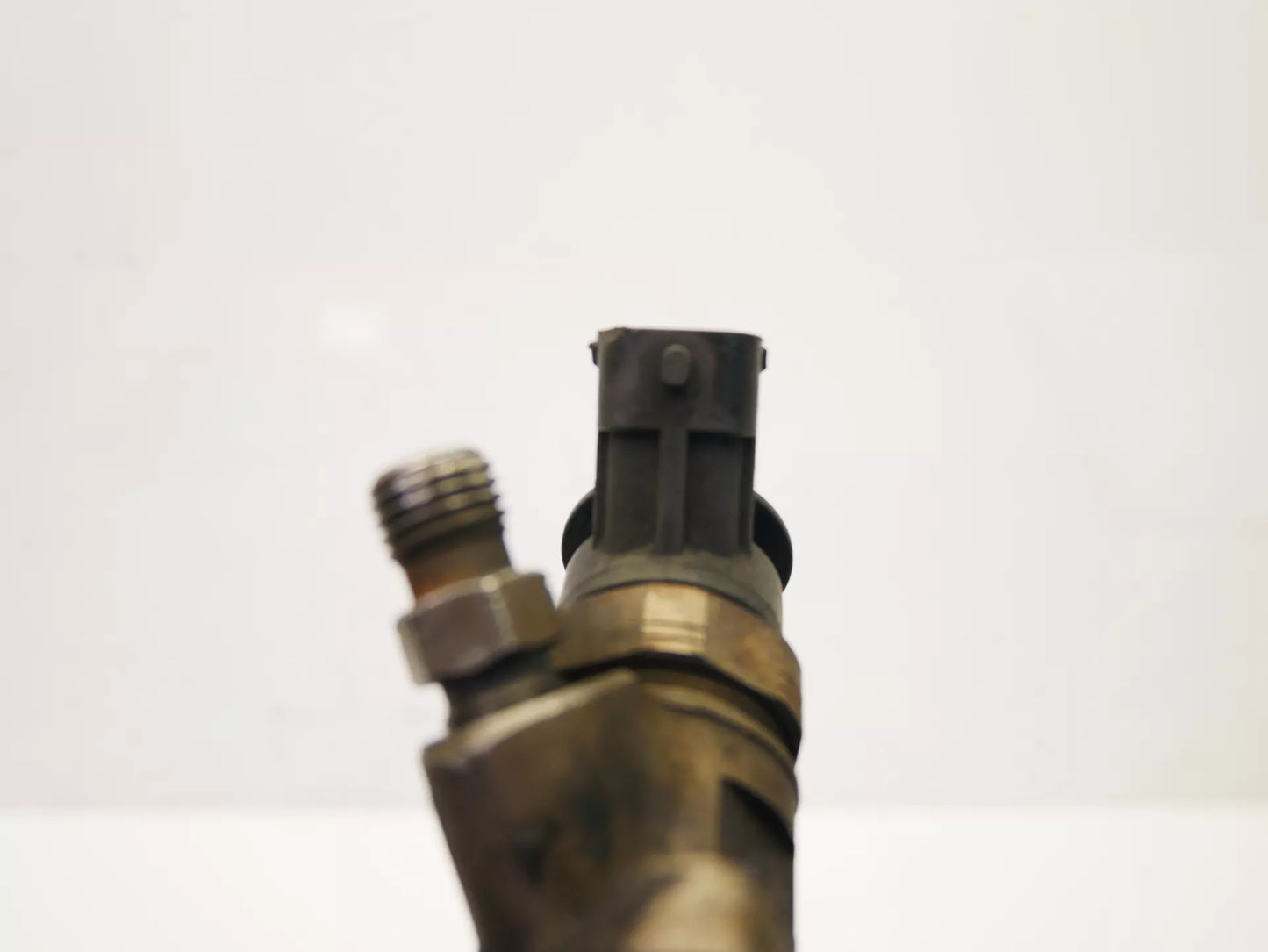 Inyector de combustible Volvo C30 533 1.6 D Diesel D4164T 0445110311