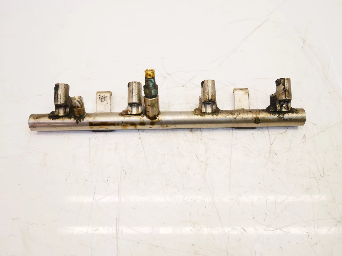 Rampa de inyectores Audi 4,2 FSI gasolina V8 BVJ 079133315E