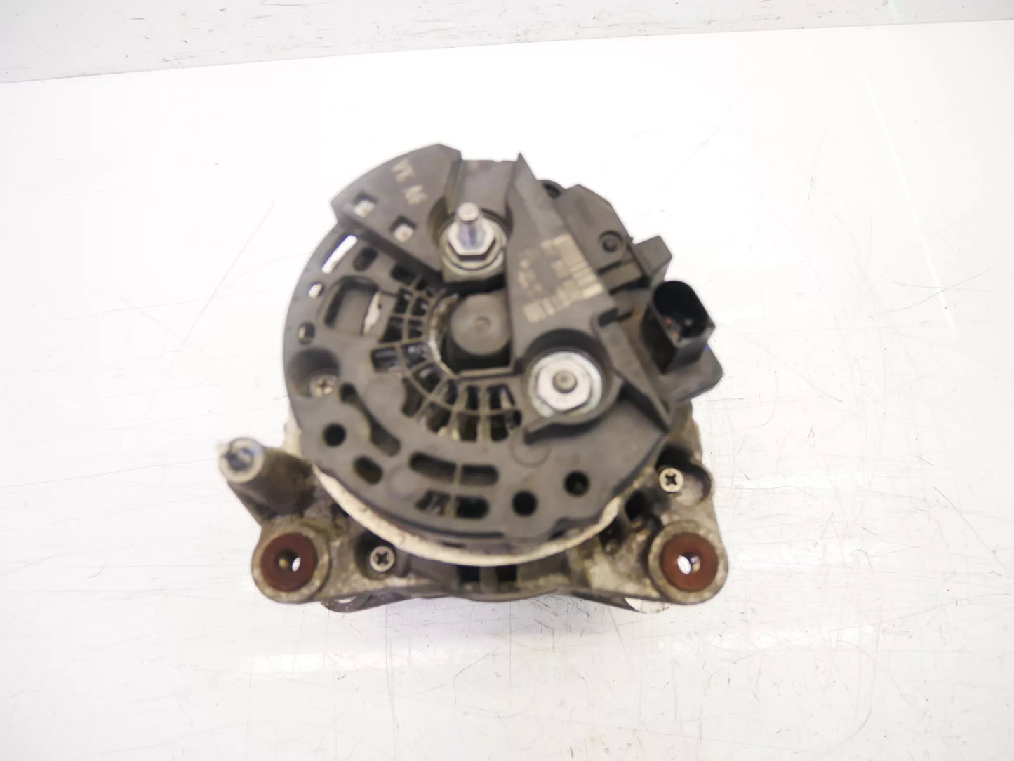 Alternador Audi 2,0 TDI CBBB CBB 06F903023F 140A