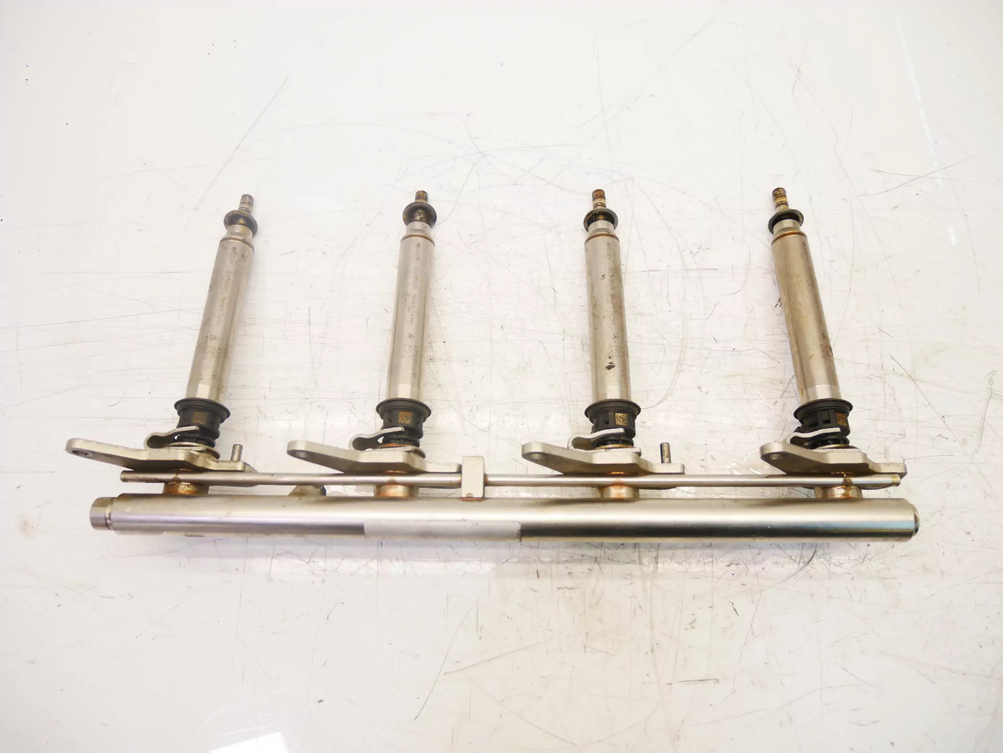 Rampa de inyectores Mercedes-Benz 4,7 V8 278.922 M278.922 A2780703395