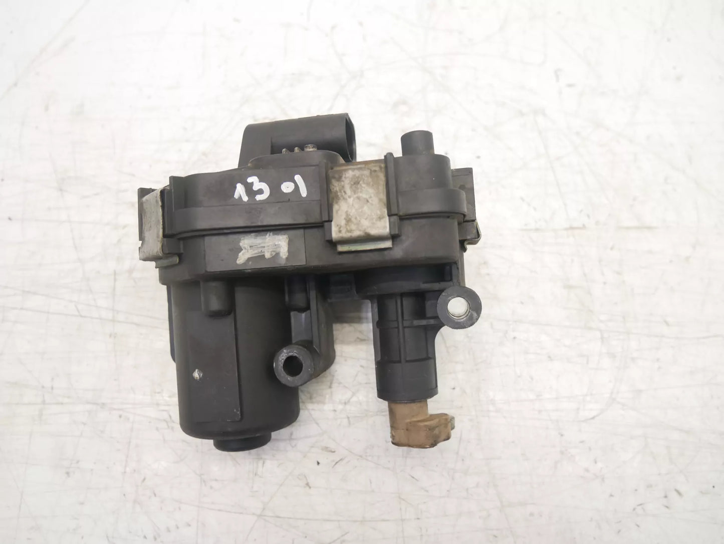 Actuador Opel Astra J 2.0 CDTI A20DTH LBS 8681RA77L