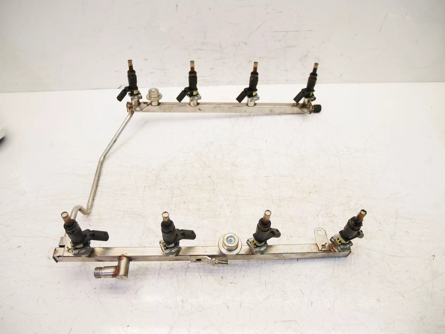 Rampa inyectora Mercedes-Benz Clase GL GL 450 X164 4.7 273.923 A2730700795