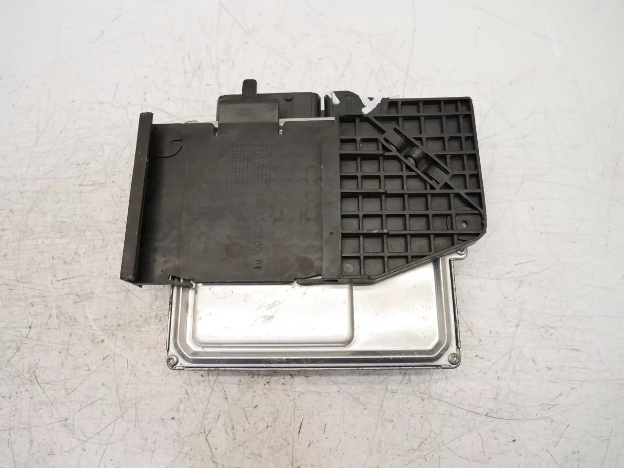 Unidad de control Opel 1,2 68 gasolina F12XHL EB2ADTD HN05 9815023380