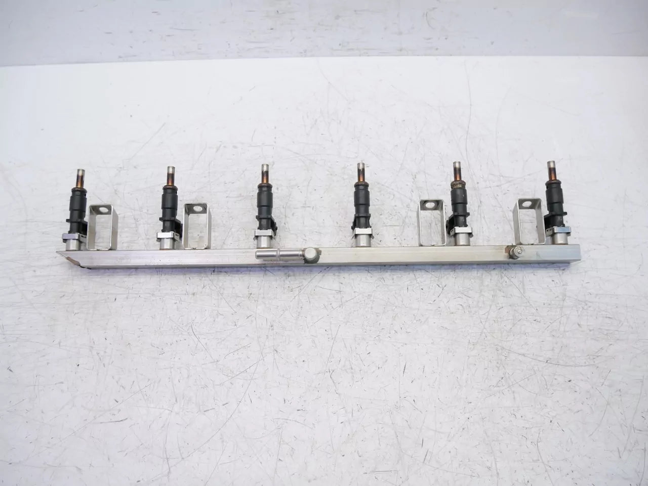 Rampa de inyectores BMW 3,0 gasolina N52B30A N52 7531634
