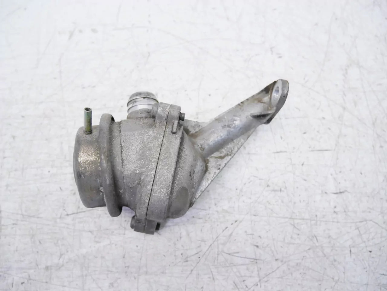 Válvula EGR Mercedes-Benz 3,7 ML 350 M112.970 112.970 A0021406660