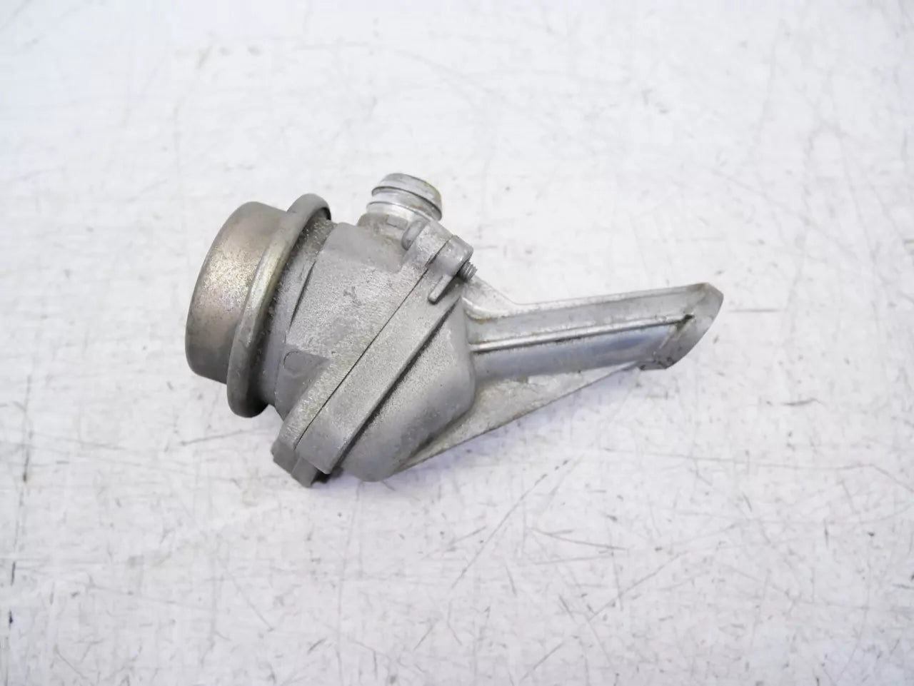 Válvula EGR Mercedes-Benz 3,7 ML 350 M112.970 112.970 A0021403560