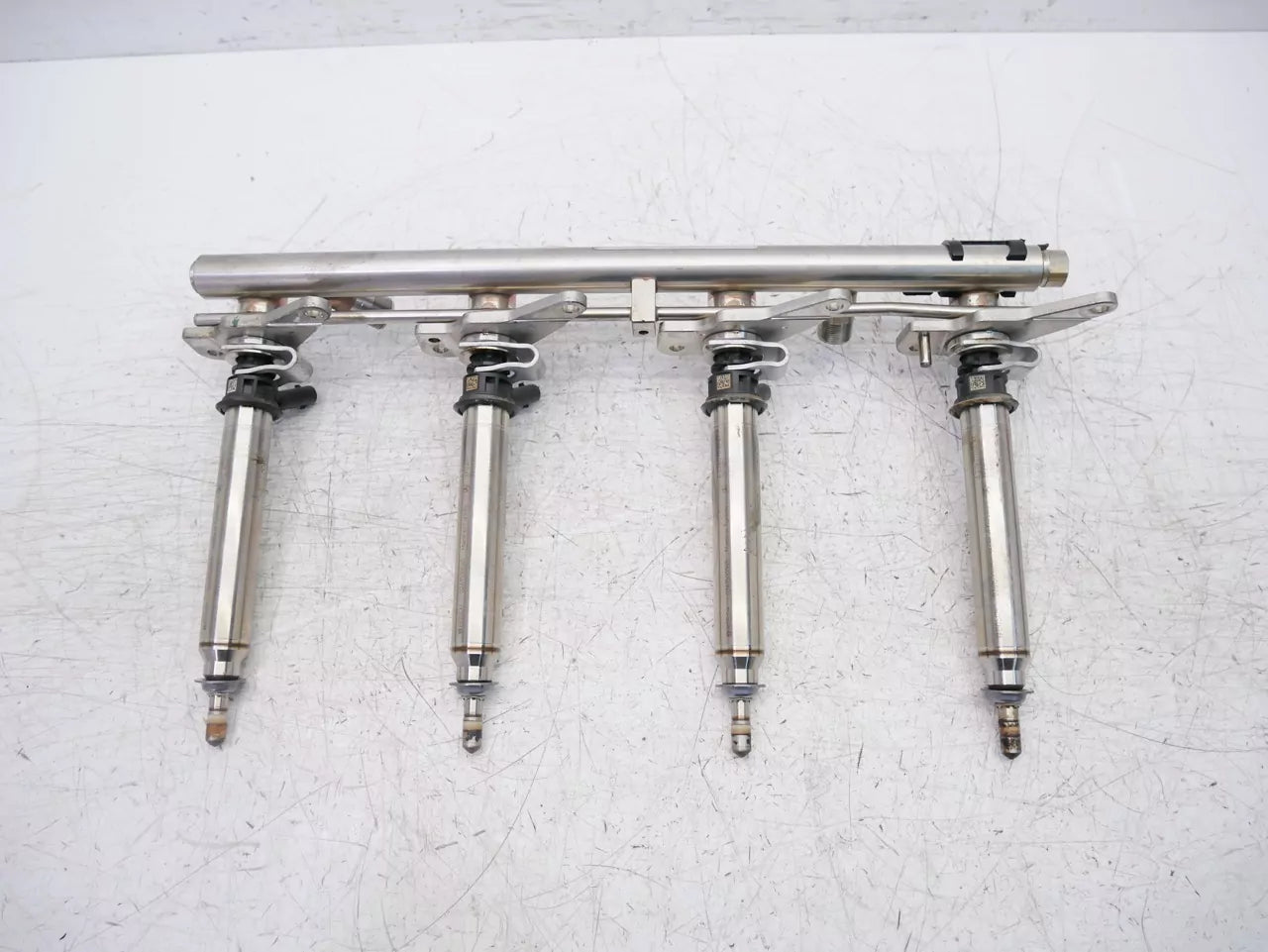 Rampa de inyectores Mercedes-Benz 4,7 V8 278.927 M278.927 A2780703395