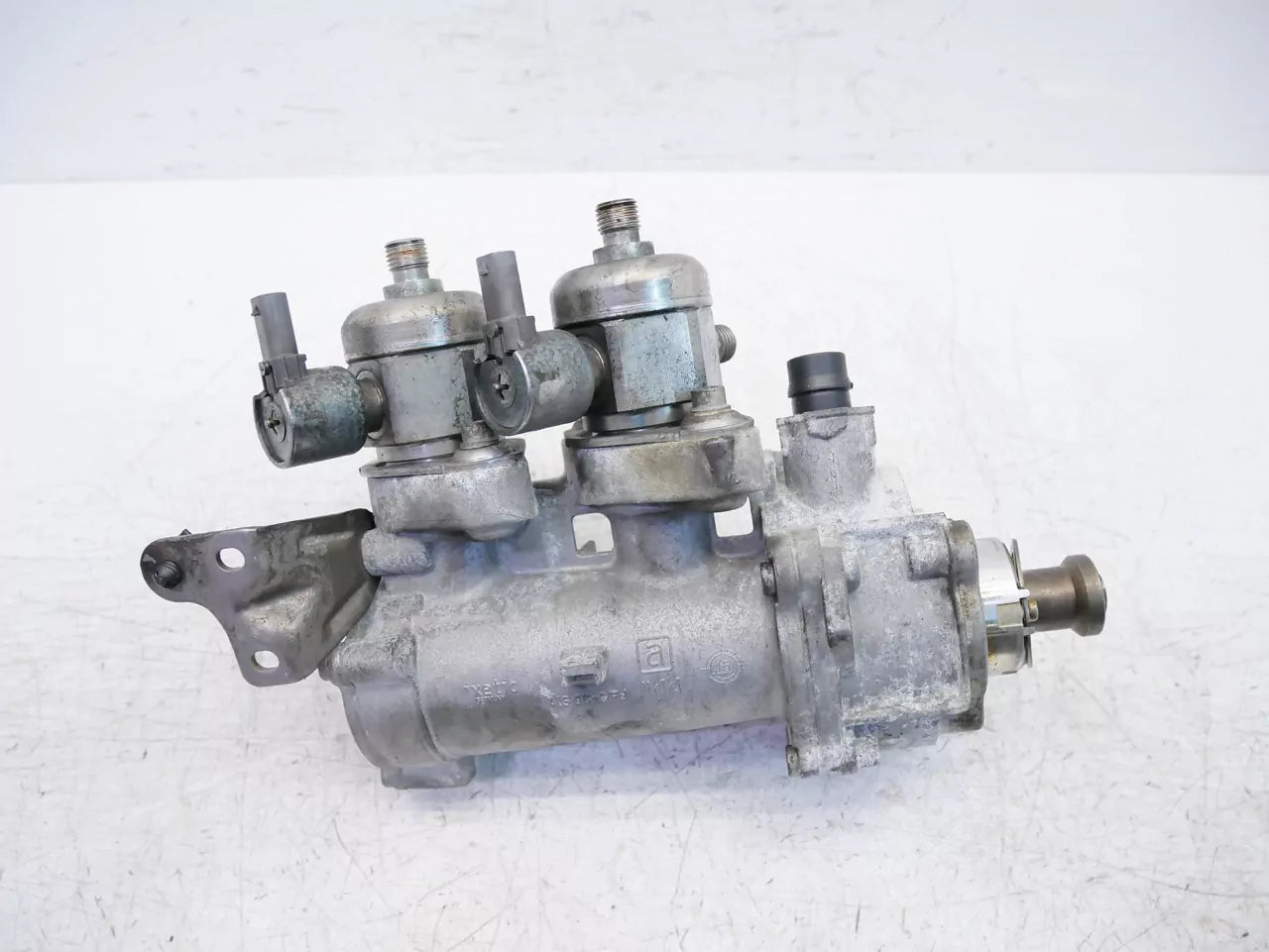 Bomba de combustible BMW M3 3.0 i S55B30A S55 13517847204 7847204