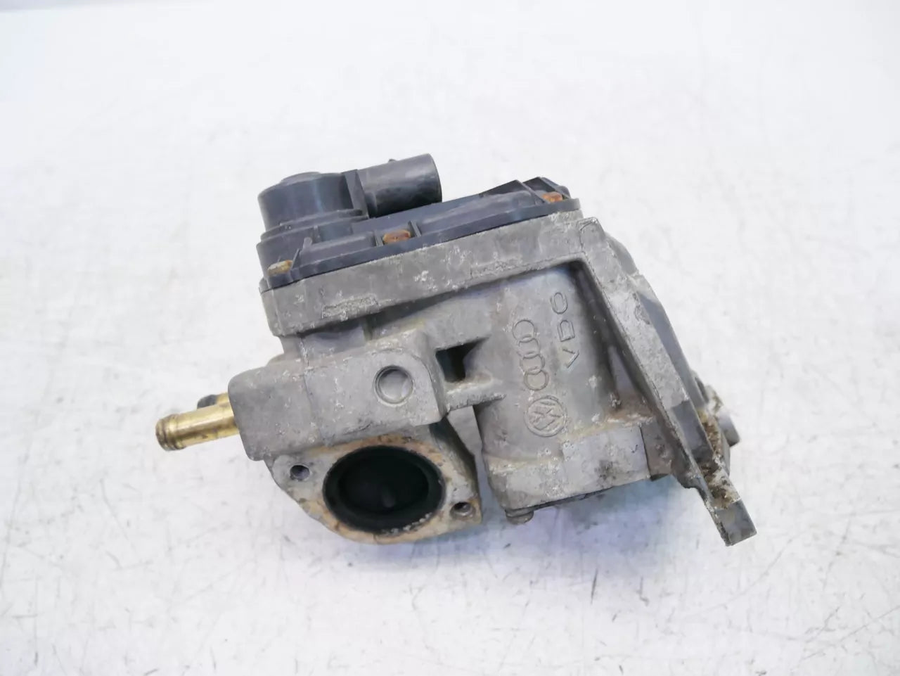Válvula EGR Volkswagen Seat Skoda Audi 2,0 FSI gasolina BVY 06F131503B