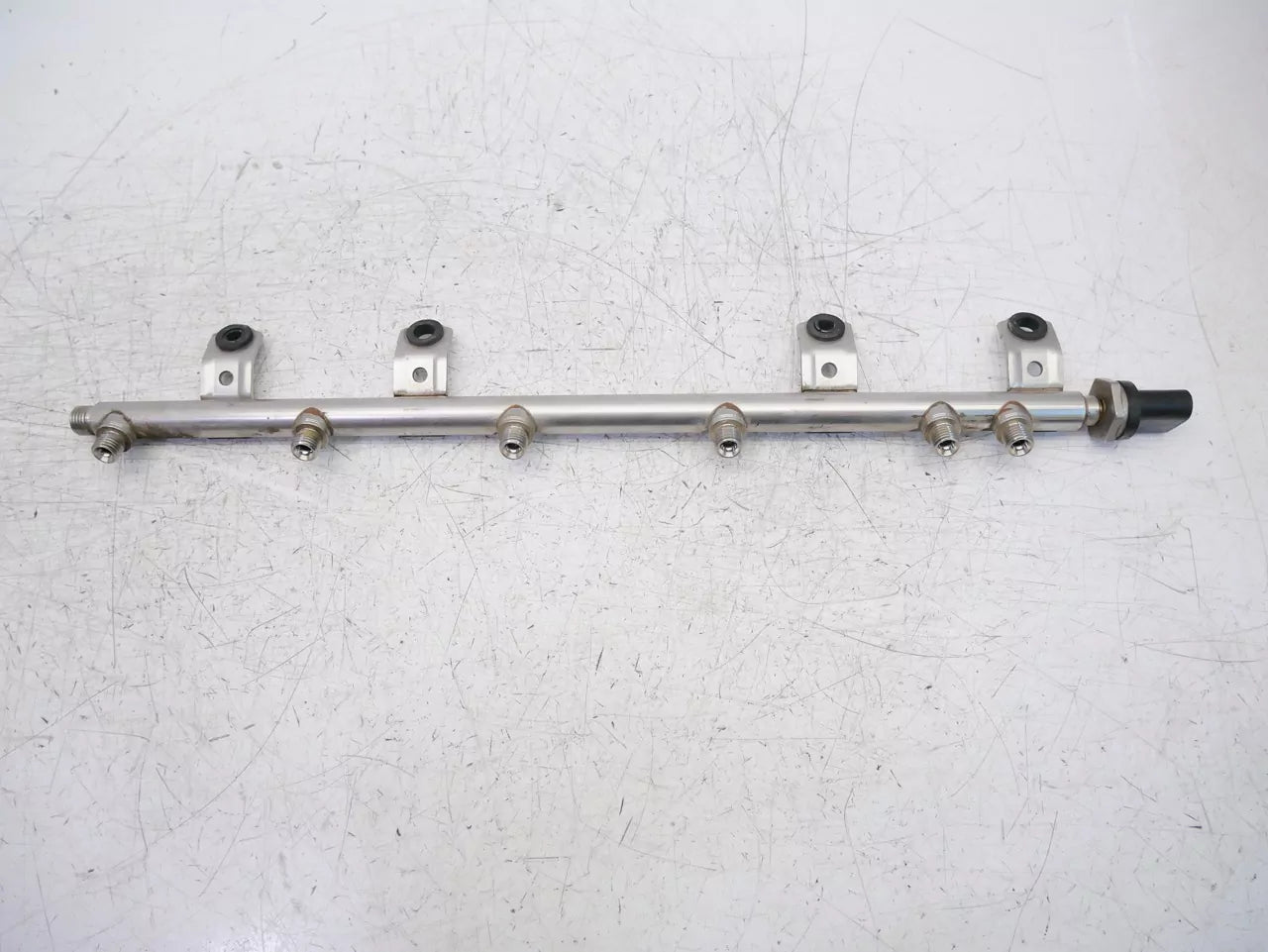 Rampa de inyectores BMW 3,0 35 i xDrive gasolina N55B30A N55 7628049