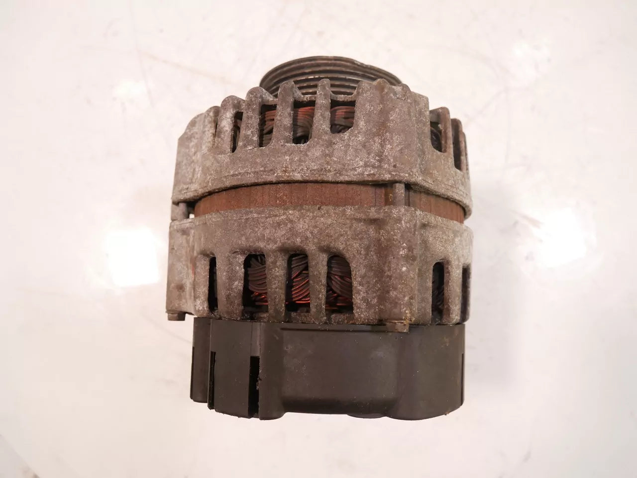 Alternador Audi 4,2 V8 Quattro gasolina CAUA CAU 079903015F