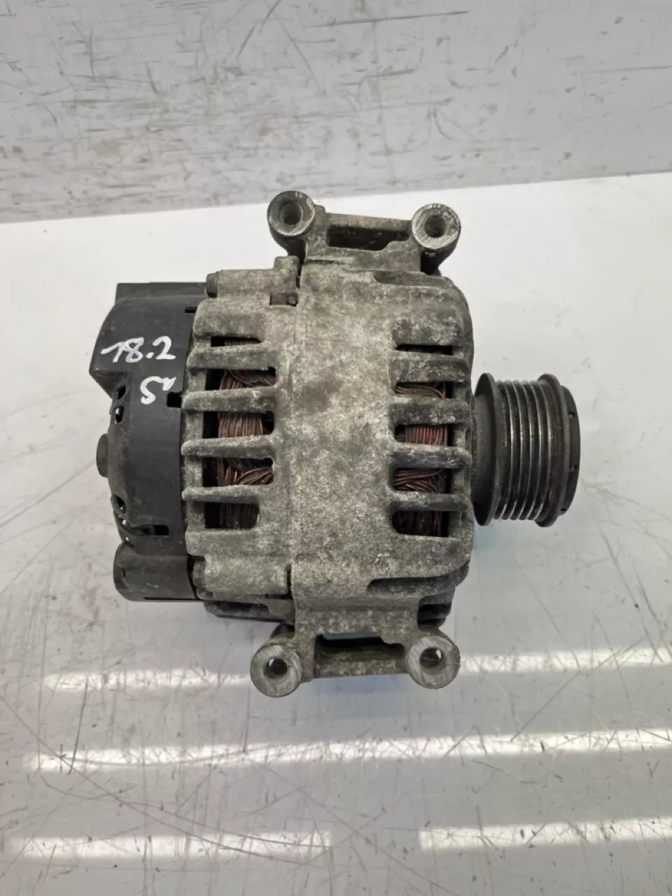 Alternador Audi Q5 8RB 3.2 FSI V6 CALB 06E903016S