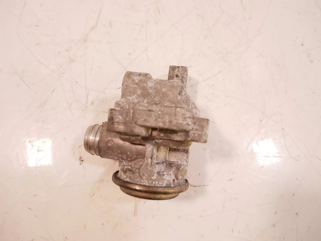 Válvula EGR Mercedes-Benz 6,2 C 63 AMG M156.985 156.985 A1561401060