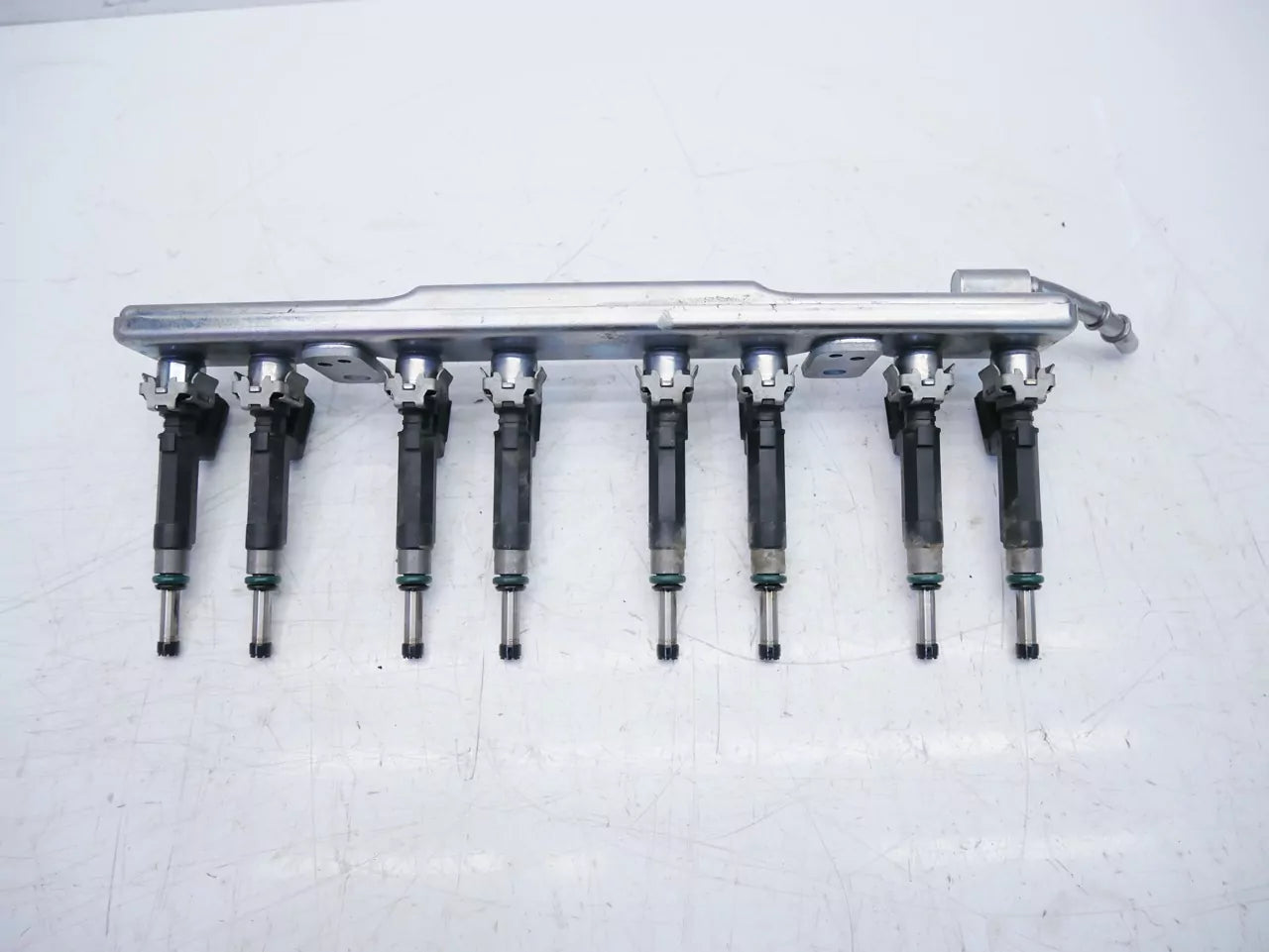 Rampa de inyectores Nissan 1,6 gasolina HR16DE HR16