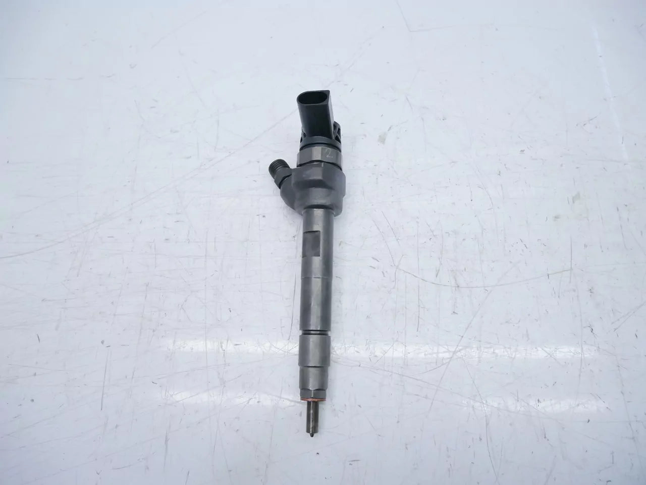 Inyector Boquilla de inyección BMW 2,0 520d N47D20C N47 8576298