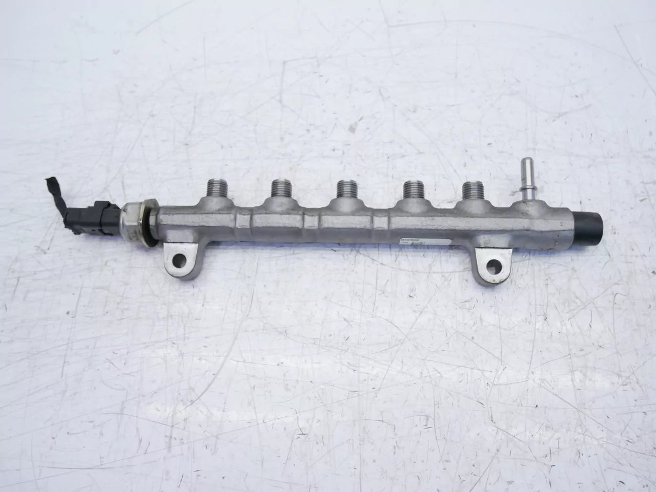 Rampa inyectora Ssangyong 1,6 XDi Diesel D16DTF 673.910 OM673 A6730700095