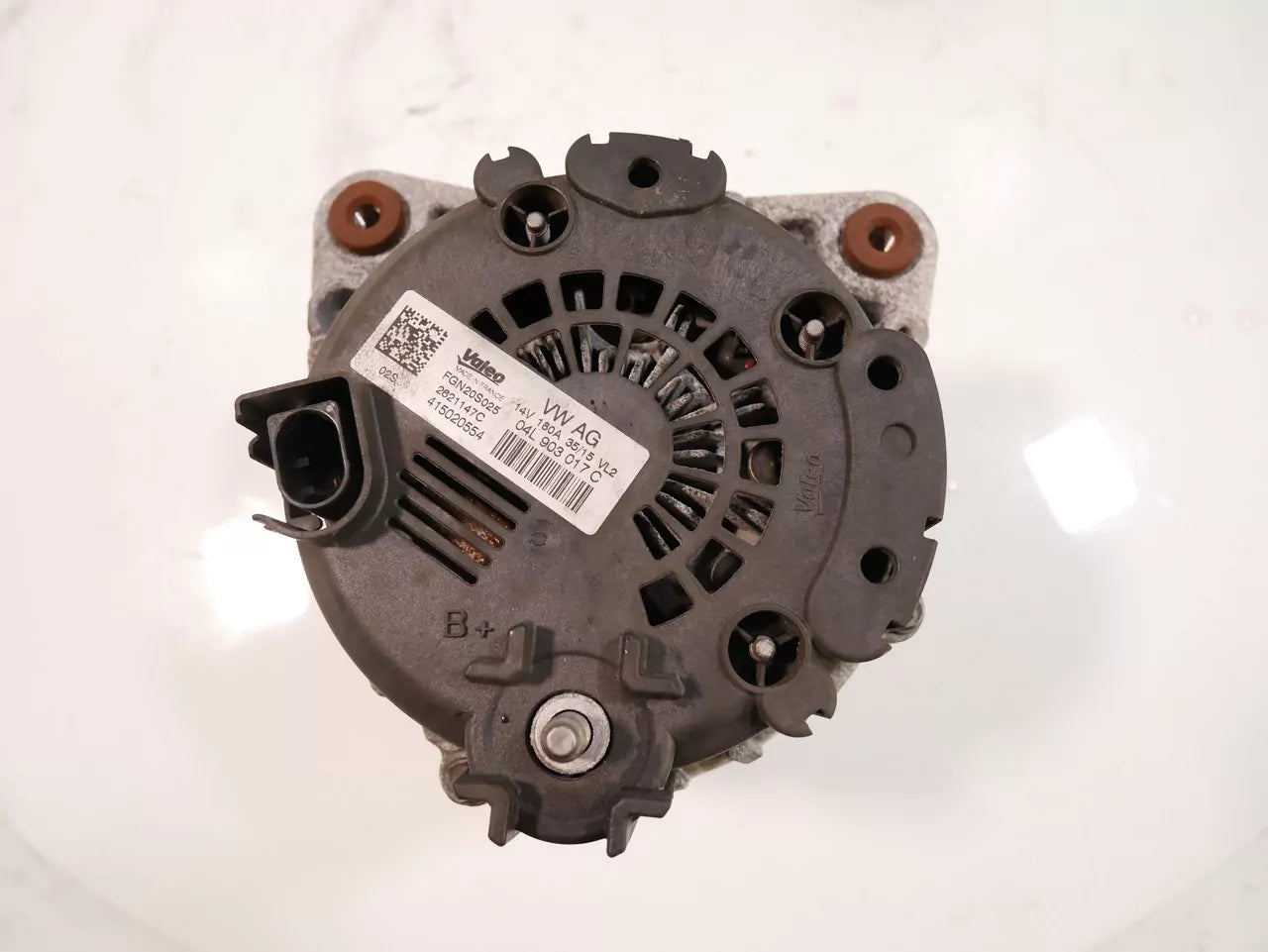Alternador Audi 2,0 TDI CNHA CNH 04L903017C