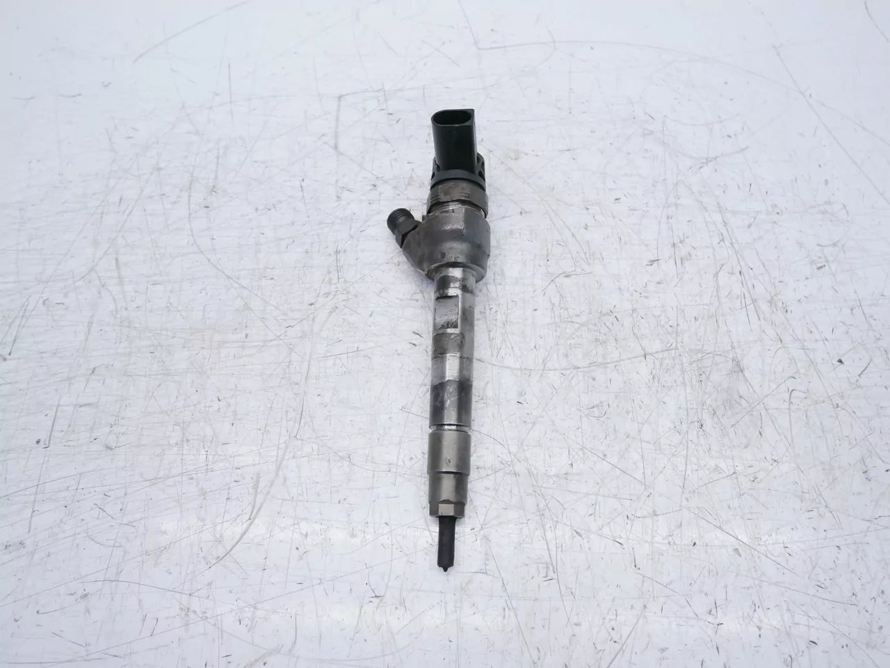 Inyector Boquilla de inyección BMW 2,0 Diesel 218 d B47C20A B47 8514146