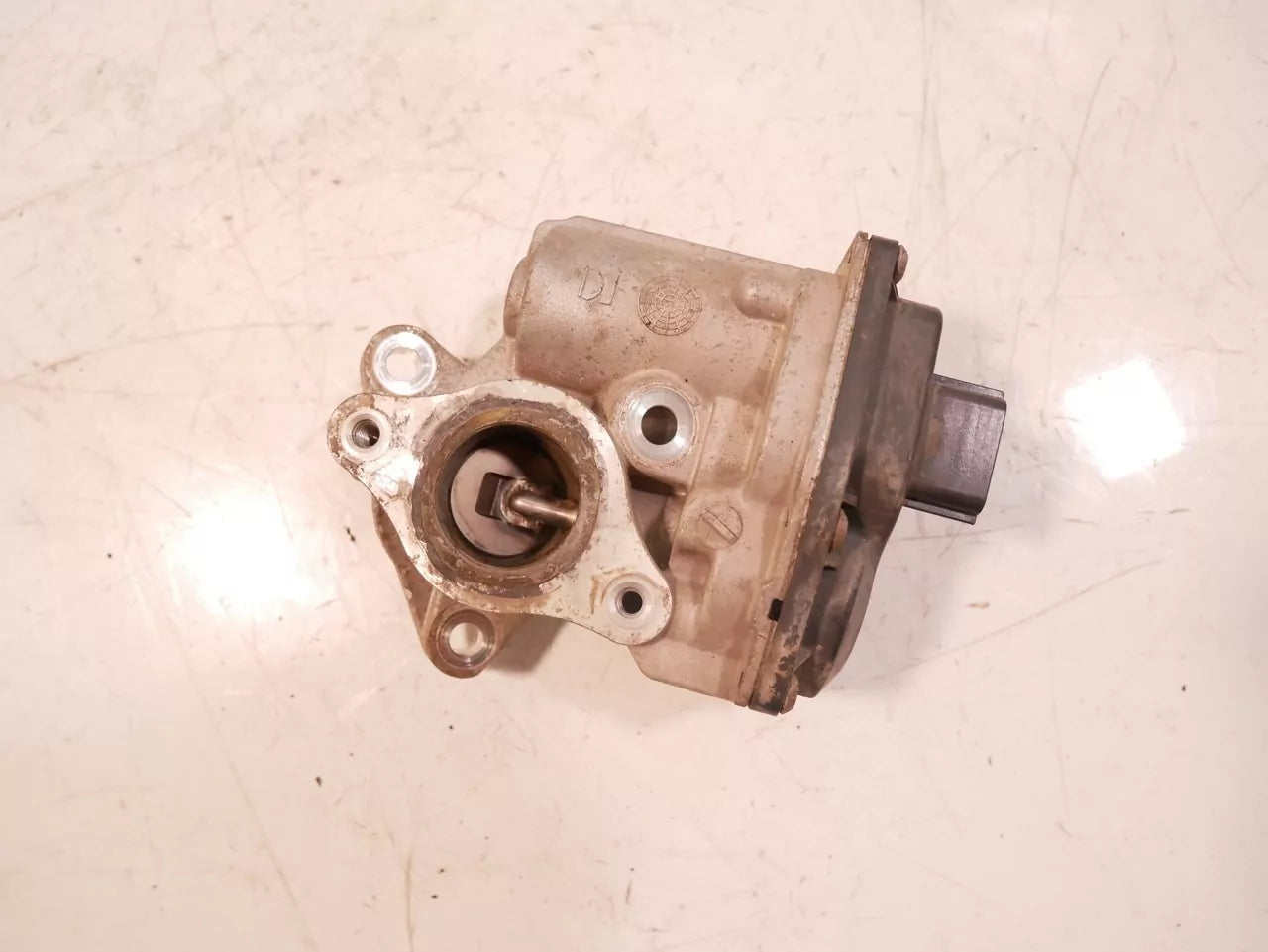 Válvula EGR Renault 1,5 dCi Diesel K9K608 K9K 147104647R