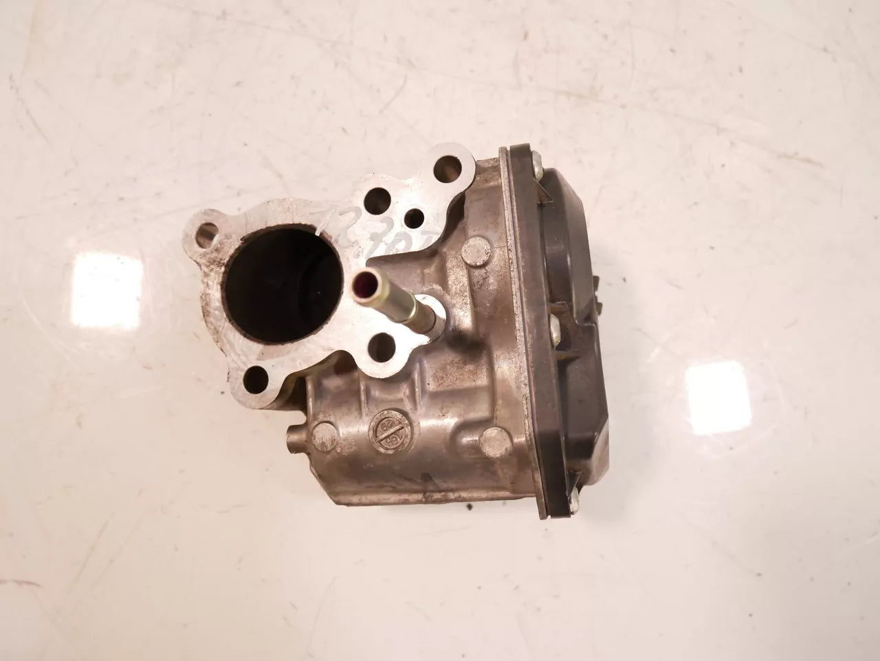 Válvula EGR Toyota 2,4 D 4WD Diesel 2GD-FTV 2GD FTV 25800-0E010