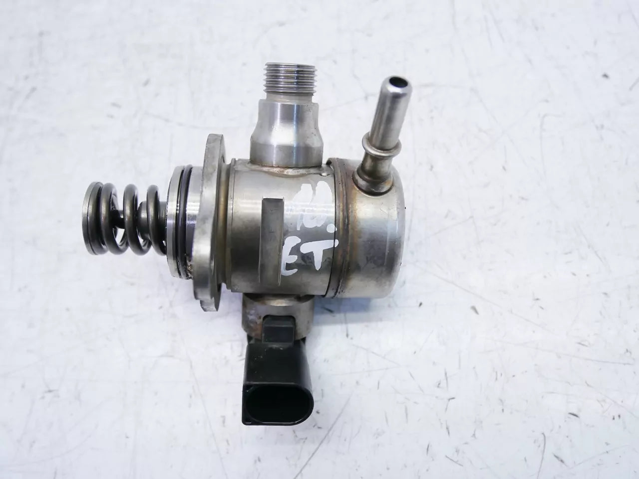 Bomba de combustible Seat Audi Volkswagen 1,5 TFSI DADA 05E127027D