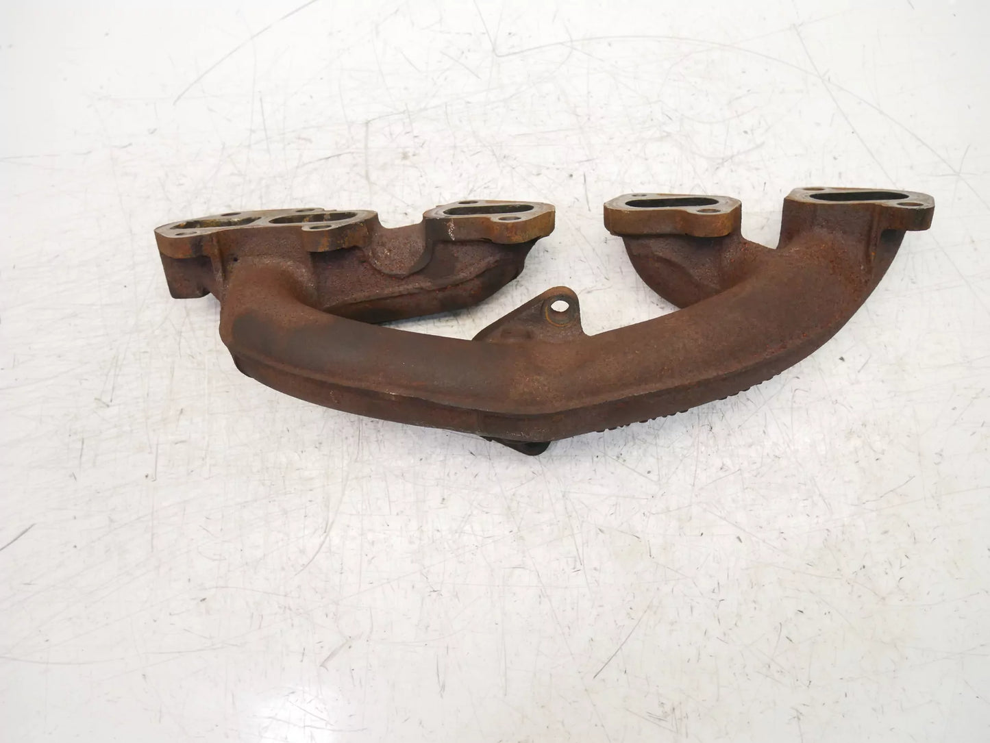 Colector de escape Audi 4,2 TDI Quattro V8 BTR 057253034A