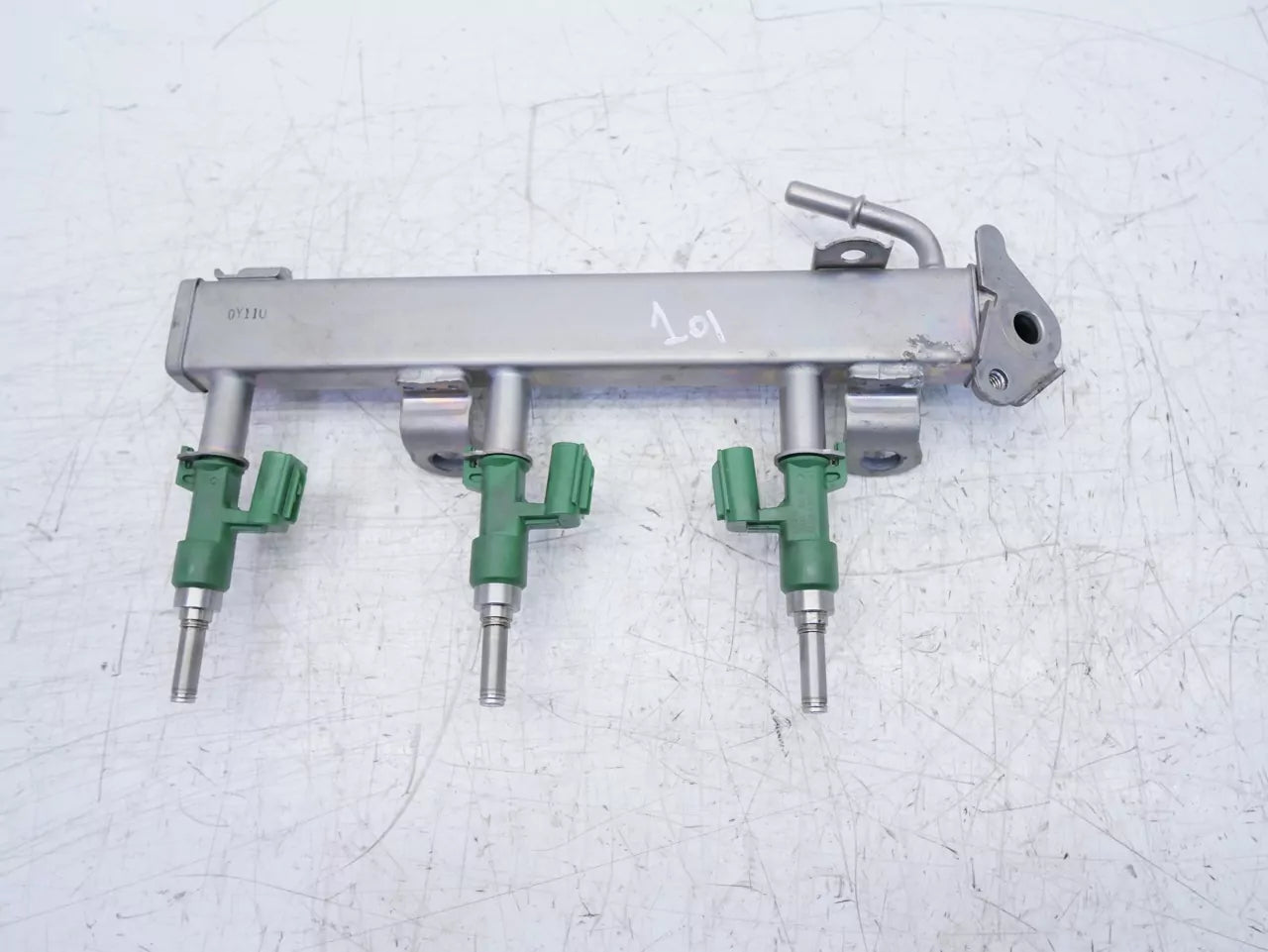 Rampa de inyectores Toyota 1,5 Hybrid gasolina M15A-FXE 232500-F3020