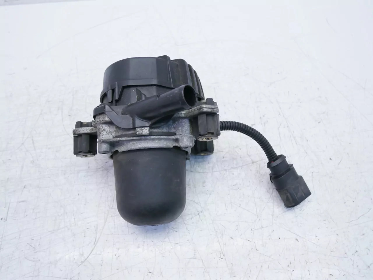 Bomba de aire secundario Porsche 4,5 S V8 M48.00 M 48.00 7L5959253B