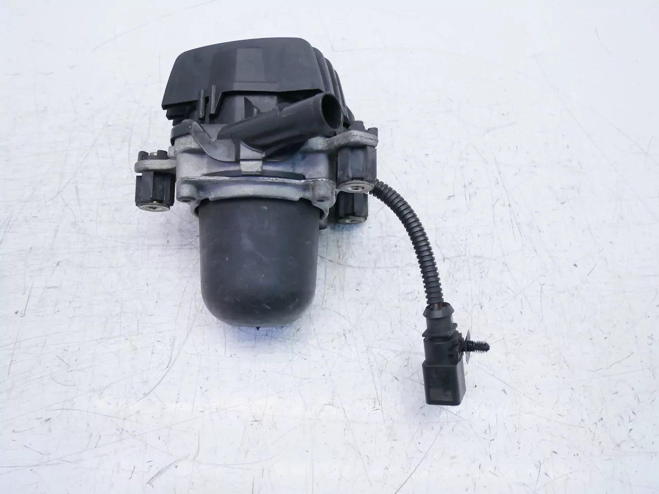 Bomba de aire secundario Porsche 4,5 S V8 M48.00 48.00 7L5959253A