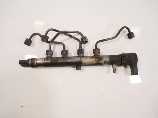 Rampa inyectora Defect Mercedes-Benz 1,6 C 200 d OM654.916 654.916