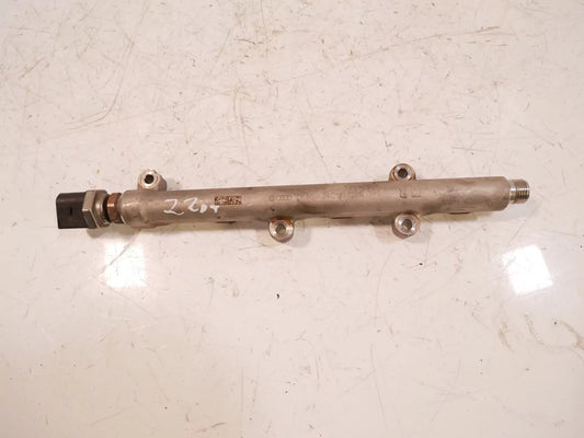 Rampa inyectora Audi Seat Skoda Volkswagen 1,0 TSI DKRF DKR 04C133320G