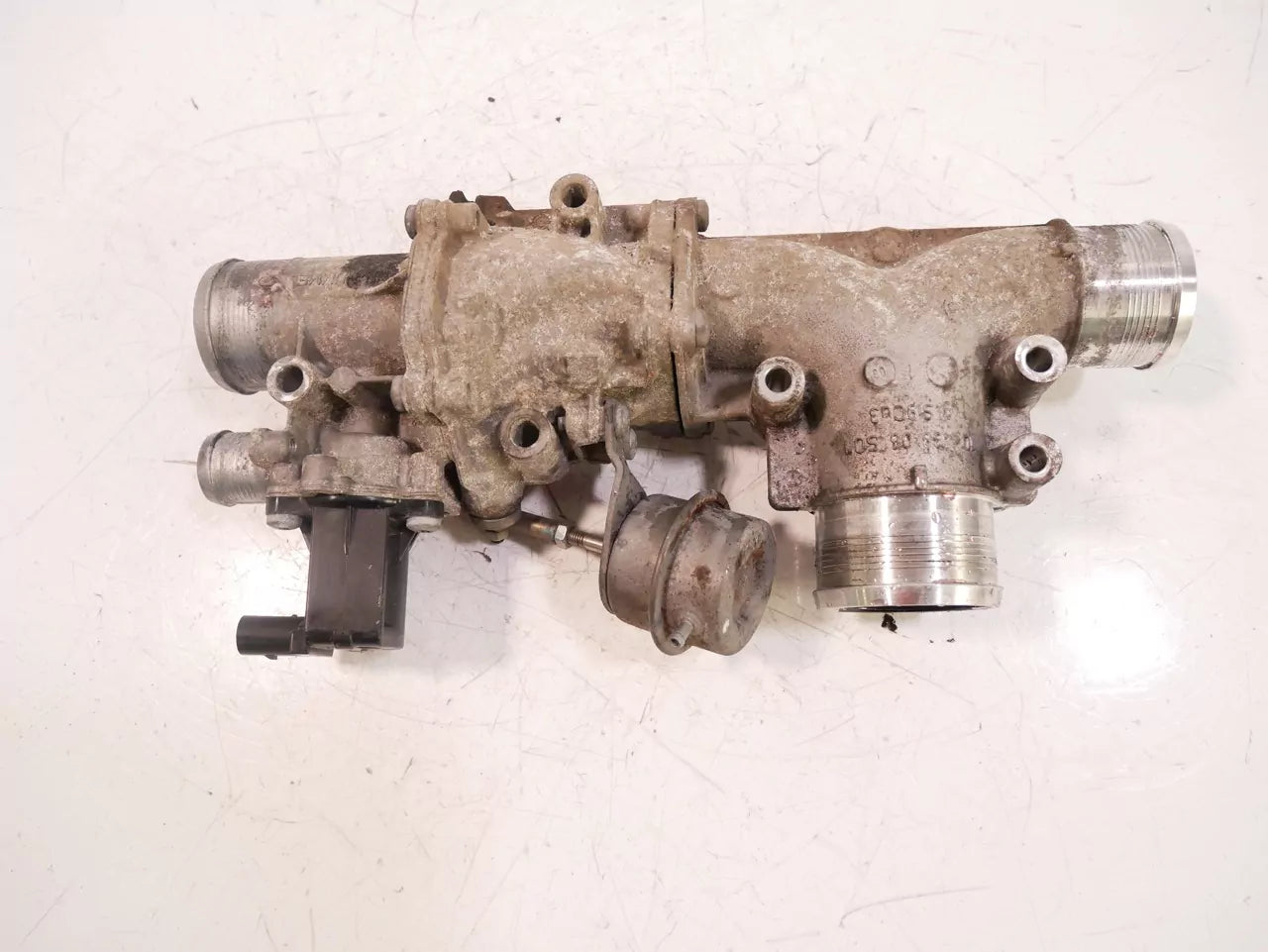 Válvula EGR Jaguar 3,0 V6 306DT 9X2Q-6C860-DA
