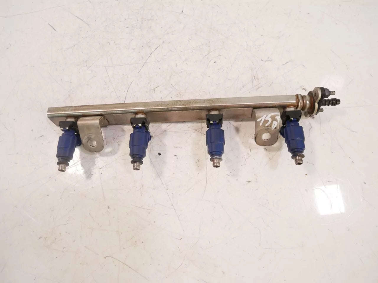 Rampa de inyectores Hyundai 1,4 gasolina G4FA