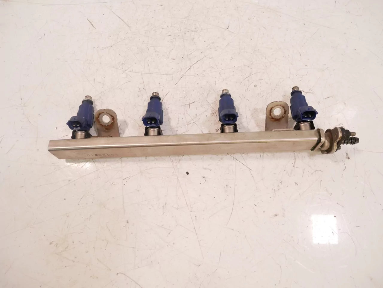 Rampa de inyectores Hyundai 1,4 gasolina G4FA